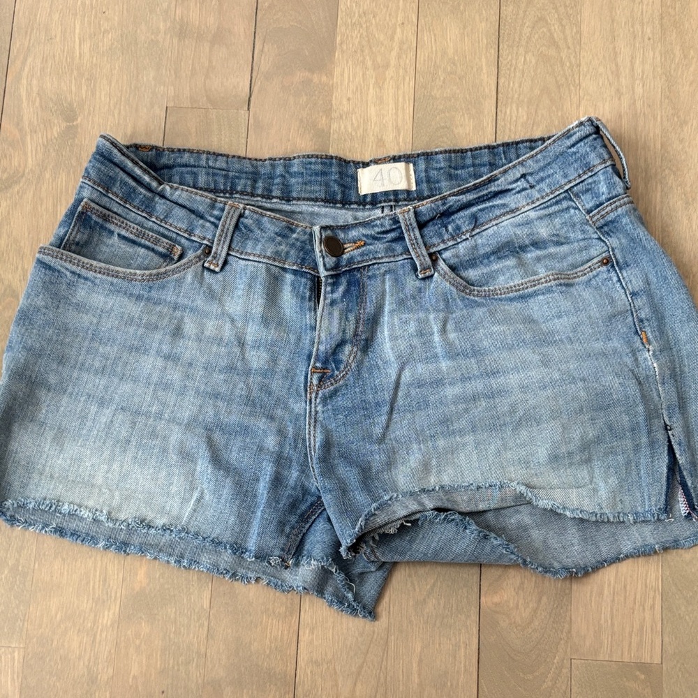 Vintage 90s low rise Zara Shorts